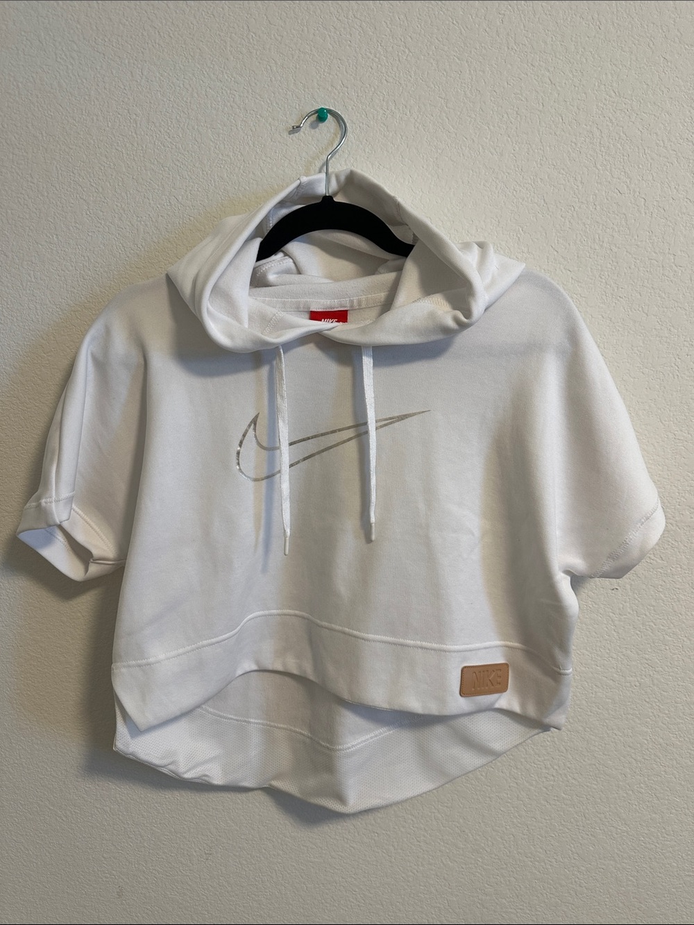 Nike White Short-Sleeve Cropped Hoodie with Silver Swoosh